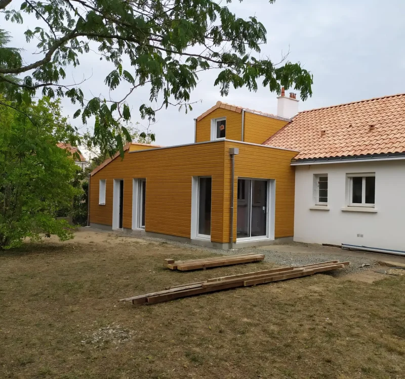 Réalisation de cgm bardage en bois fibro ciment (3)